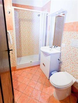 Old Town Apartments Рим Екстериор снимка