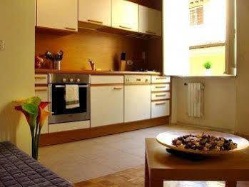 Old Town Apartments Рим Екстериор снимка