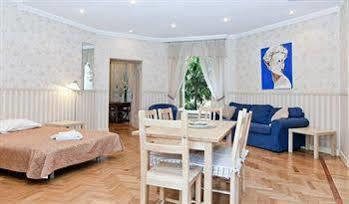 Old Town Apartments Рим Екстериор снимка